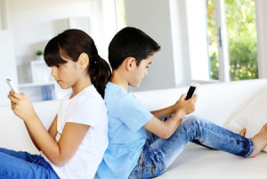 adiccion infantil al movil
